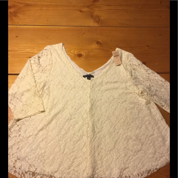 Laced off white shirt - Picture 1 of 2